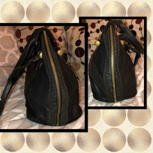 BCBG MAX Leather Satchel zipper top - Picture 4 of 7